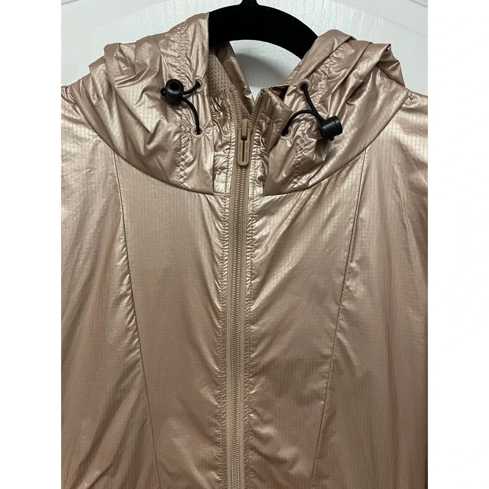 Under Armour Women's Unstoppable‎ Woven 1/2 Zip Pink Metallic Anorak Rain Jacket